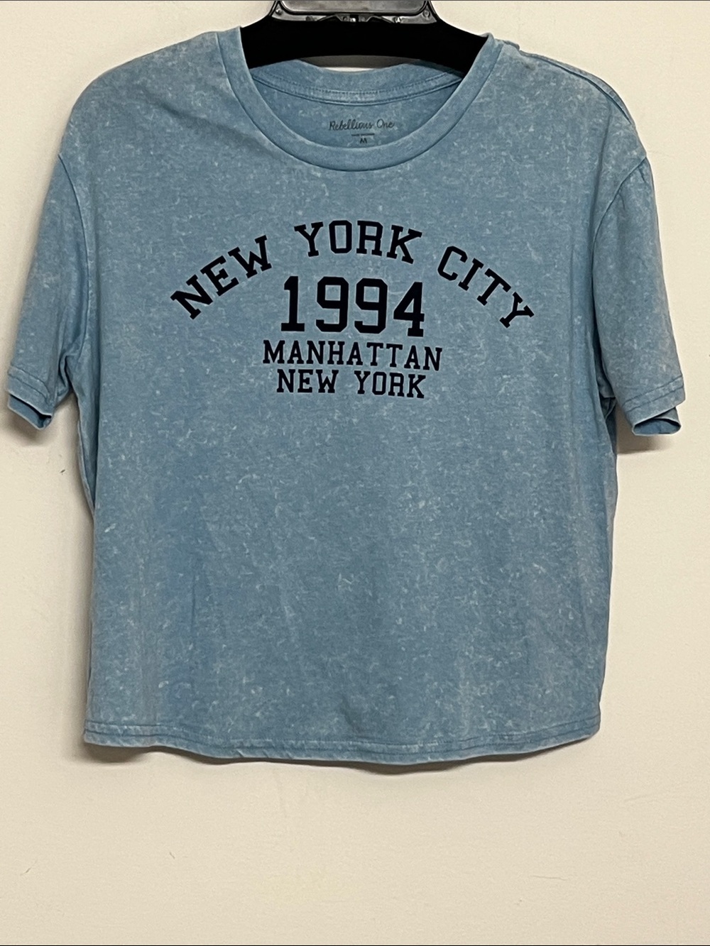 🌞 Rebellious One New York City 1994 Manhattan Graphic Tee Light Blue women M
